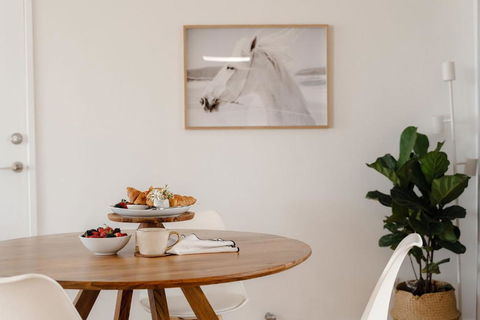 Rise In Mollymook Beach - Port Augusta Accommodation 3
