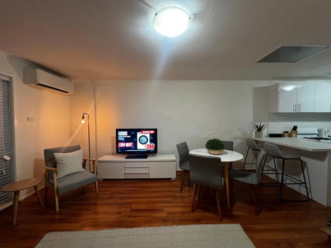 River End Unit Near Parkland - Port Augusta Accommodation 0
