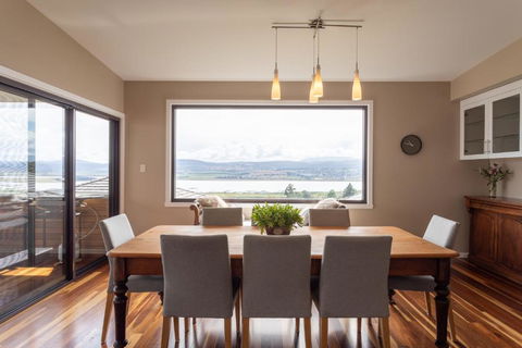 River Haven Serene Spacious With River Views - Port Augusta Accommodation 1