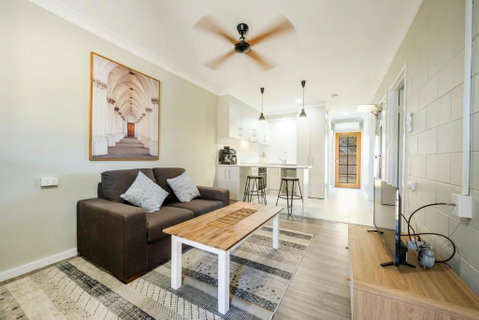 Riverdale Boutique Townhouses - Port Augusta Accommodation 0