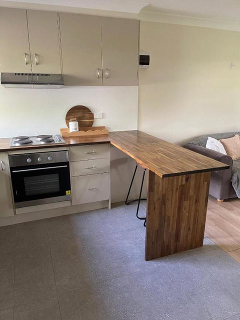 Riverdale Boutique Townhouses No 12 - Port Augusta Accommodation 2