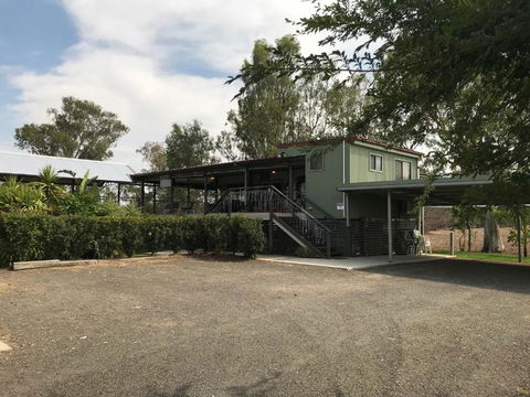 Riverside Farm Retreat - Port Augusta Accommodation 2