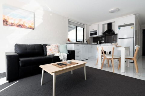Riverside Gem With Parking And WiFi - Port Augusta Accommodation 0