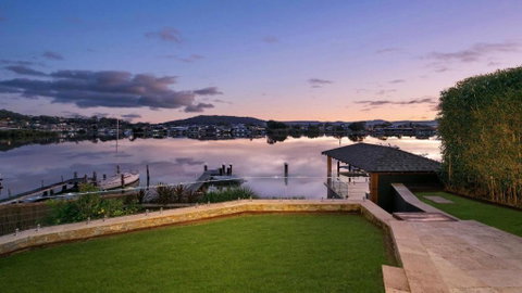 Riverside Retreat - Absolute Waterfront - Port Augusta Accommodation 1