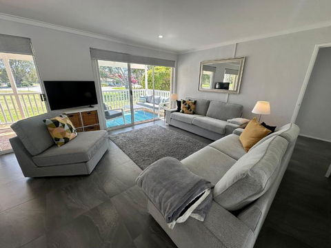 Riverview - South Yunderup - Port Augusta Accommodation 1