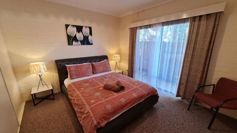 Rise N Shine - Affordable 50sqm Garden Apartment - Port Augusta Accommodation 1