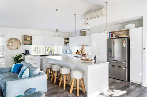 Ryze N Shine I Private Properties - Port Augusta Accommodation 3