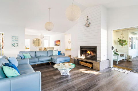 Ryze N Shine I Private Properties - Port Augusta Accommodation 1