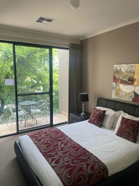 RNR Sturt Holiday Home - Port Augusta Accommodation 0