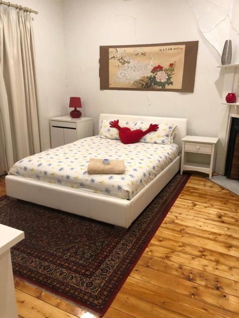 Room Near Caulfield Racecourse - Port Augusta Accommodation 0