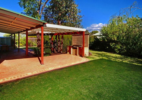 Rosewood Cottage - Port Augusta Accommodation 3