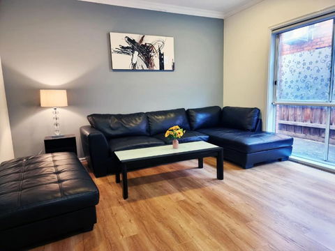 Rosie House-Spacious Comfortable Home - Port Augusta Accommodation 2