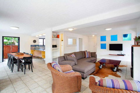 Ross Cres Spacious Private Beach House - Port Augusta Accommodation 2