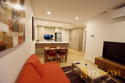 Ruby Red, 1Bd 1Bth Apt - Woden CBD - Port Augusta Accommodation 0