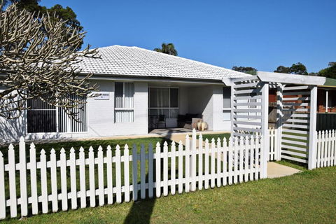 Rudder House - Port Augusta Accommodation 0