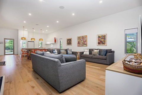 Russell Street Retreat - Port Augusta Accommodation 0