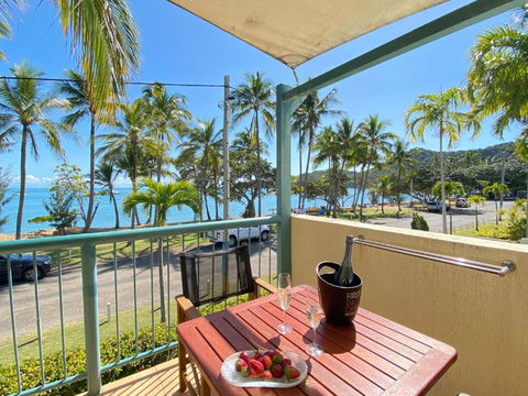 Sails On Horseshoe Apartment 4 - Port Augusta Accommodation 2