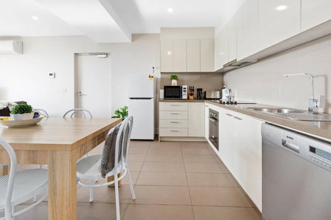 Salt Five Apartment Sorrento - Main Street Location - Port Augusta Accommodation 3