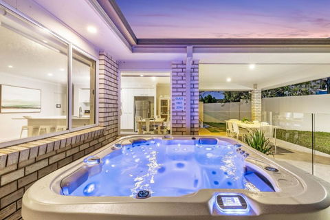 Salty Pause At Bondi House - With Spa And Pet Friendly! - Port Augusta Accommodation 1