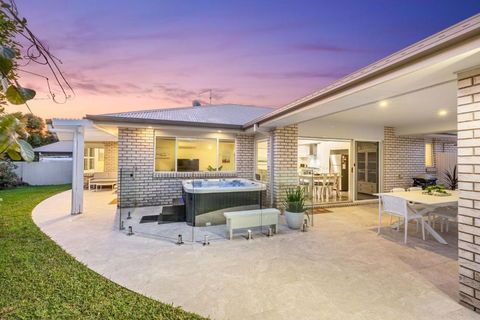 Salty Pause At Bondi House - With Spa And Pet Friendly! - Port Augusta Accommodation 2