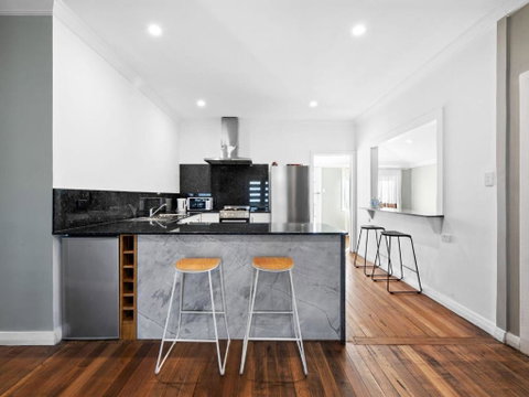 Salty Sea Cottage - Port Augusta Accommodation 0