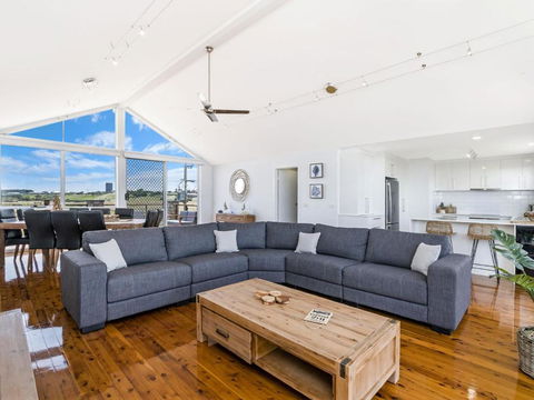 Saltys - Port Augusta Accommodation 2