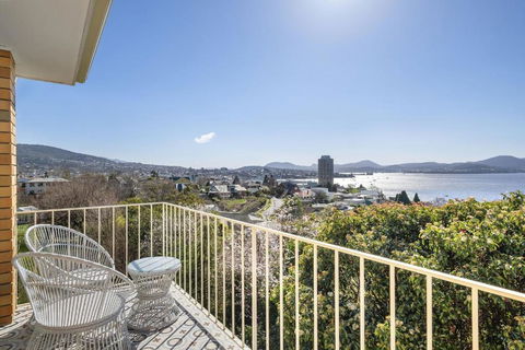 Sandcastle At Sandy Bay Perfect Location Views - Port Augusta Accommodation 3