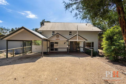 Sandy Bay Getaway W Spa 4 Bdr - Port Augusta Accommodation 3