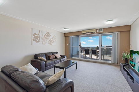 Sandy Cove Apartment The Entrance 29 - Port Augusta Accommodation 2
