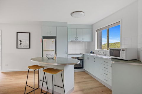 Sandy Point Beach Escape 2 Bedroom Apartment - Port Augusta Accommodation 1