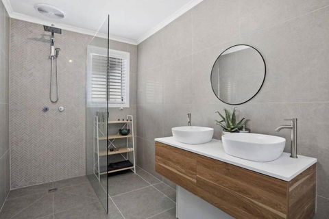 Sandy Retreat At Apollo Bay - Port Augusta Accommodation 2