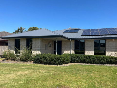 Sandy Retreat On Royal Inverloch - Port Augusta Accommodation 0