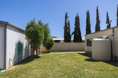 Sandy Smiles - Port Augusta Accommodation 3