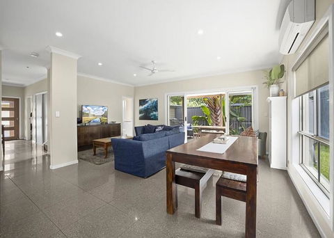 Sawtell Swells - Port Augusta Accommodation 1