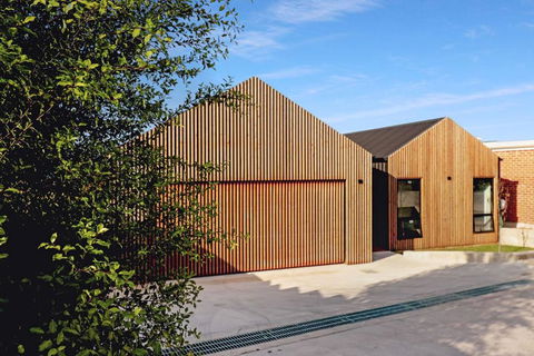 Scandinavian Beach House! - Port Augusta Accommodation 0