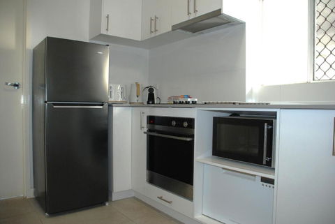 Scarborough Apartment - Port Augusta Accommodation 3
