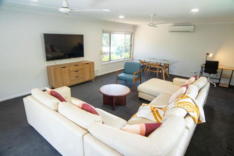 Sandy Pool Shack - Port Augusta Accommodation 2