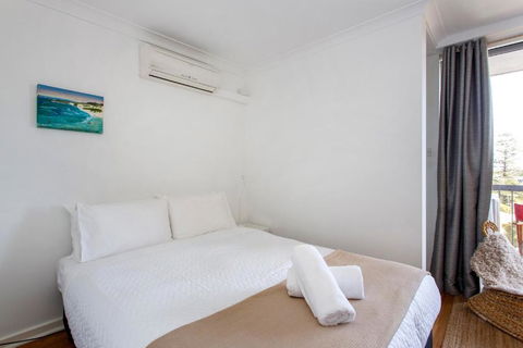 Seaside Studio Apartment - North Fremantle - Port Augusta Accommodation 1