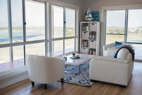 Shades Of Blue Eco Retreat - Port Augusta Accommodation 0