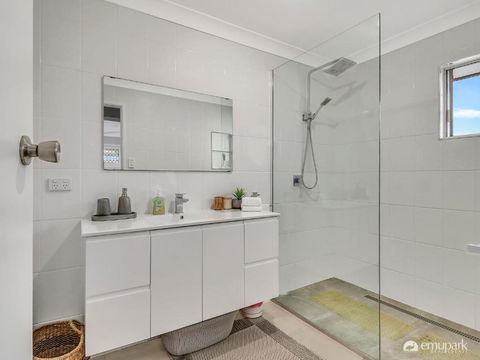 SPECTACULAR EMU PARK GET AWAY! - Port Augusta Accommodation 3