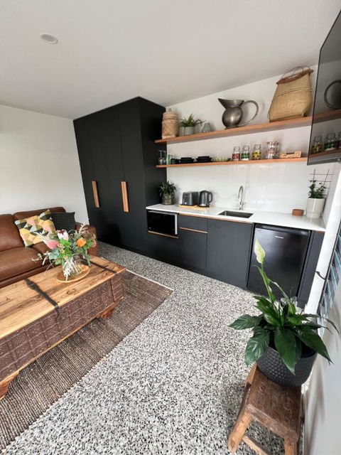 THE BANKSIA SUITE - Port Augusta Accommodation 2