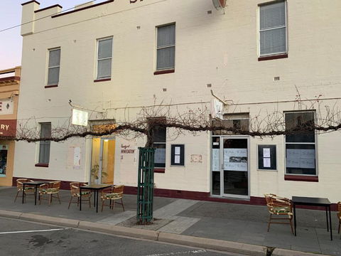 The Barkly Bistro Bar & Accommodation - Port Augusta Accommodation 0