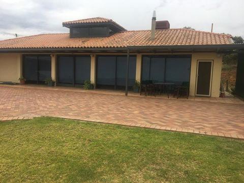 Beautiful Views - Port Augusta Accommodation 0