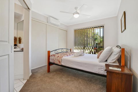 Beautiful Waterfront Home- CHELSEA - Port Augusta Accommodation 2