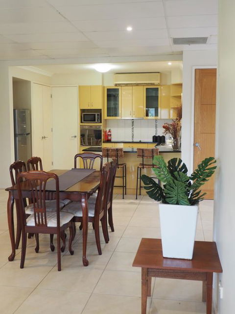 Bed And Breakfast With Airport Transfers And Rental Car - Port Augusta Accommodation 0