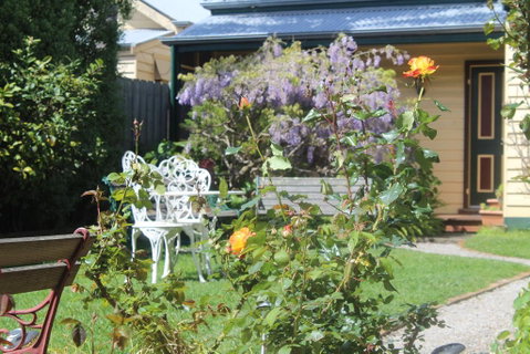 Benambra Bed & Breakfast - Port Augusta Accommodation 0