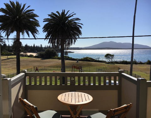 Bermagui Beach Hotel - Port Augusta Accommodation 0