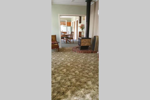 Betty's Place - Port Augusta Accommodation 3
