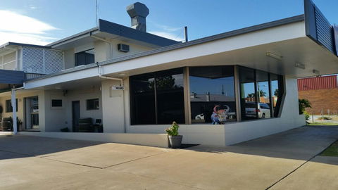 Biloela Centre Motel & Steakhouse Restaurant - Port Augusta Accommodation 0