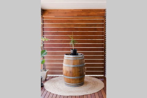 Bird In Hand Cottage, Port Noarlunga - Port Augusta Accommodation 2